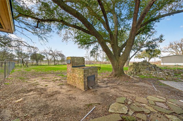 12016 Cloudt Road, Needville, TX 77461