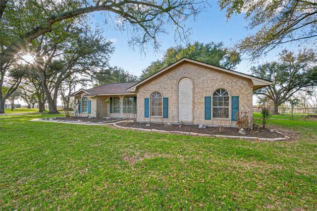 12016 Cloudt Road, Needville, TX 77461