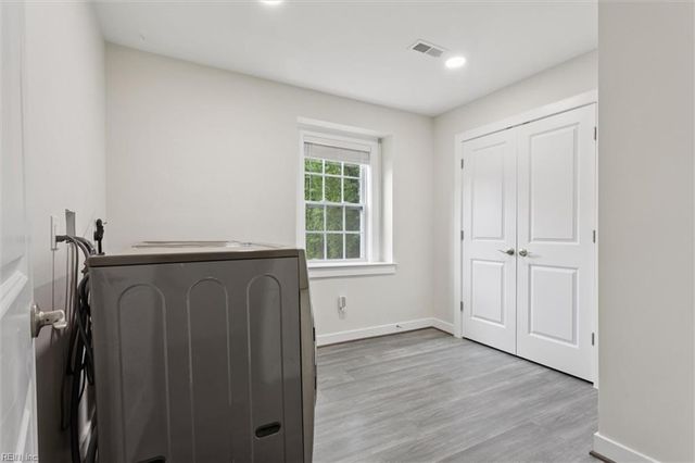 488 Harpersville RD, Newport News, VA 23601