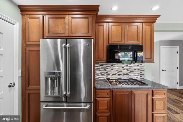 218 TEWKSBURY RD, Fairless Hills, PA 19030