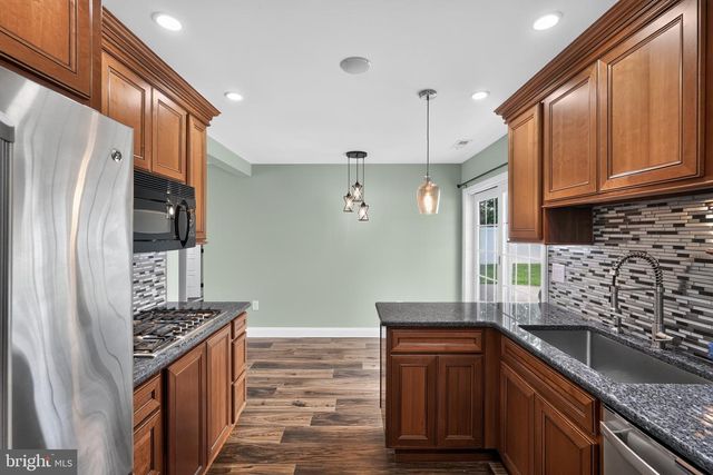 218 TEWKSBURY RD, Fairless Hills, PA 19030