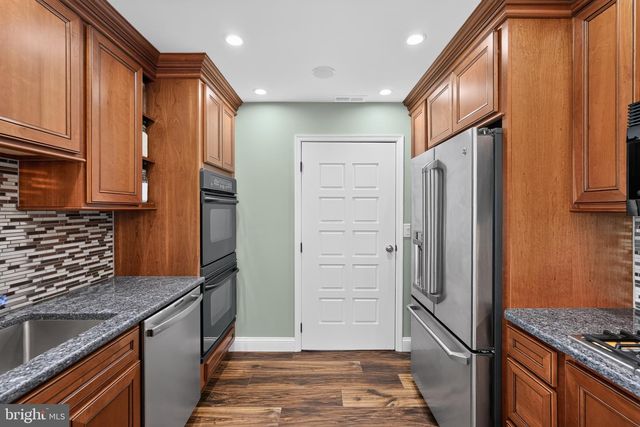 218 TEWKSBURY RD, Fairless Hills, PA 19030