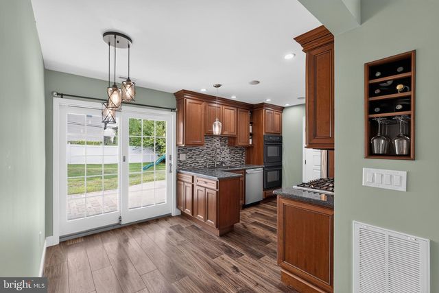 218 TEWKSBURY RD, Fairless Hills, PA 19030