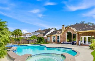 411 Crestwater Trail, Houston, TX 77082