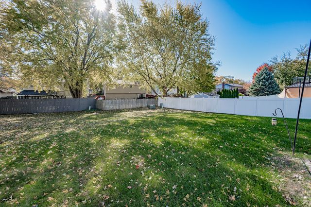 1133 JENNIFER Lane, Bolingbrook, IL 60440