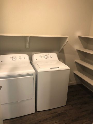 2309 N Elm Street, Denton, TX 76201