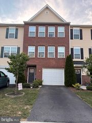 62 SAVAGE CT, Falling Waters, WV 25419