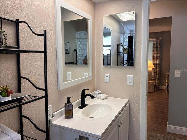 6031 WYOMING AVENUE, New Port Richey, FL 34653