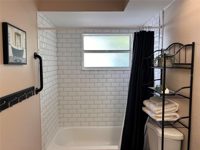 6031 WYOMING AVENUE, New Port Richey, FL 34653