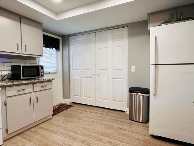 6031 WYOMING AVENUE, New Port Richey, FL 34653