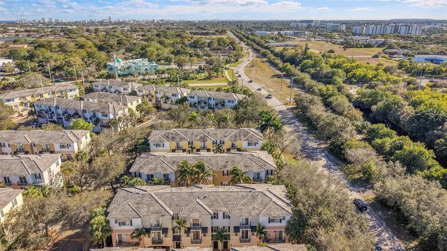3605 NW 5th Terrace, Boca Raton, FL 33431