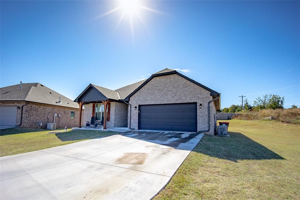 20536 Tempe Avenue, Harrah, OK 73045