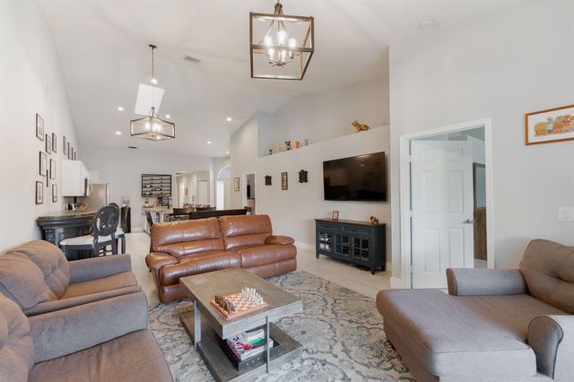 18404 Vía Di Regina, Boca Raton, FL 33496
