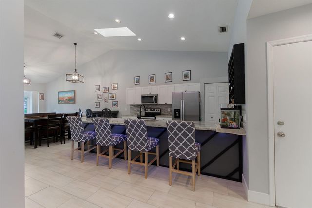 18404 Vía Di Regina, Boca Raton, FL 33496