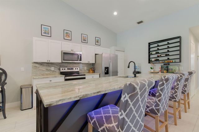 18404 Vía Di Regina, Boca Raton, FL 33496