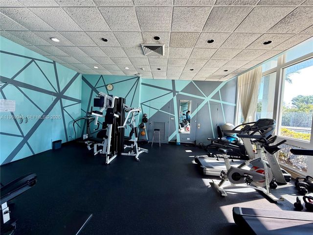 7441 Wayne Ave 15J, Miami Beach, FL 33141