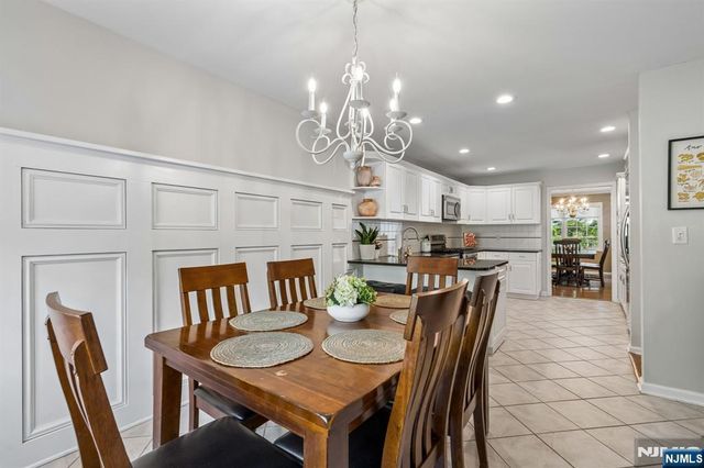 1 Beekman Hill Road, Caldwell, NJ 07006