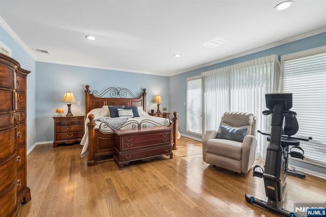 1 Beekman Hill Road, Caldwell, NJ 07006