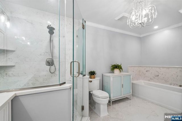 1 Beekman Hill Road, Caldwell, NJ 07006