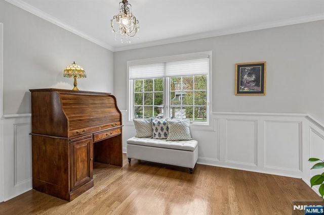 1 Beekman Hill Road, Caldwell, NJ 07006