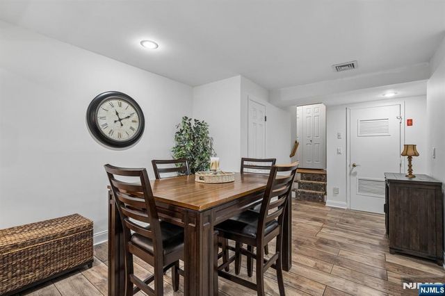 1 Beekman Hill Road, Caldwell, NJ 07006