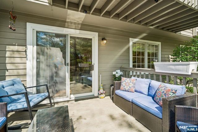 1 Beekman Hill Road, Caldwell, NJ 07006