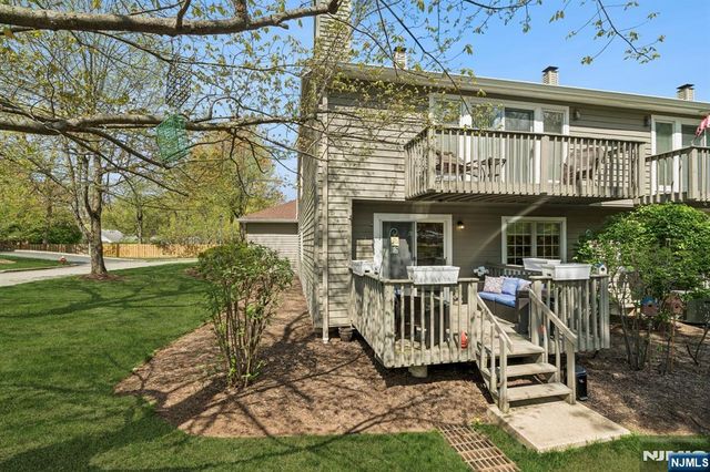 1 Beekman Hill Road, Caldwell, NJ 07006