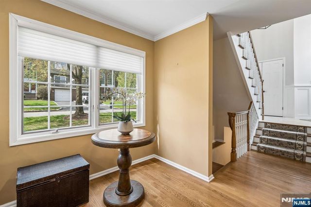 1 Beekman Hill Road, Caldwell, NJ 07006