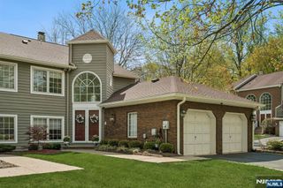 1 Beekman Hill Road, Caldwell, NJ 07006