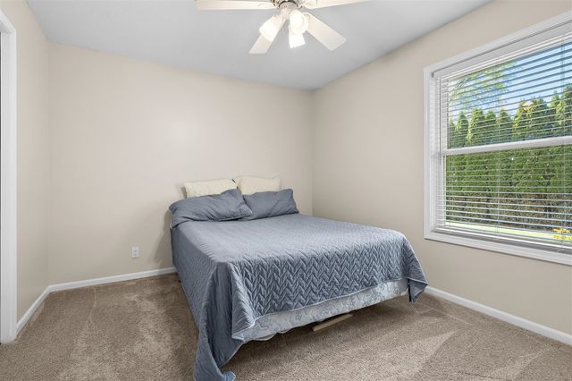 9468 Orangeview Drive, Portage, MI 49024