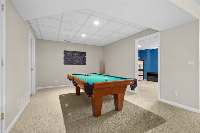 9468 Orangeview Drive, Portage, MI 49024