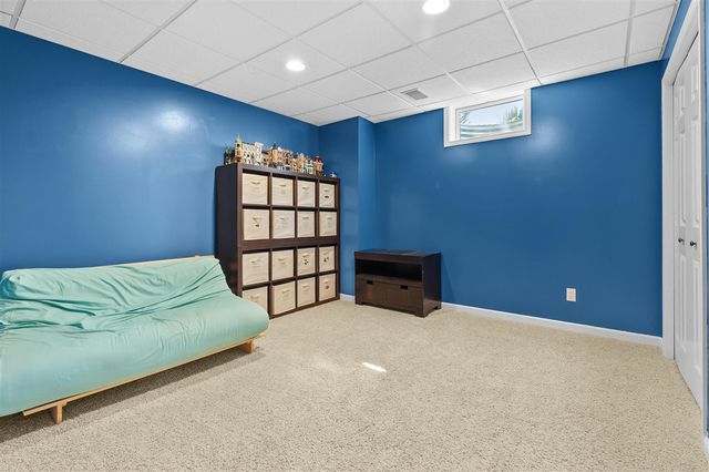 9468 Orangeview Drive, Portage, MI 49024
