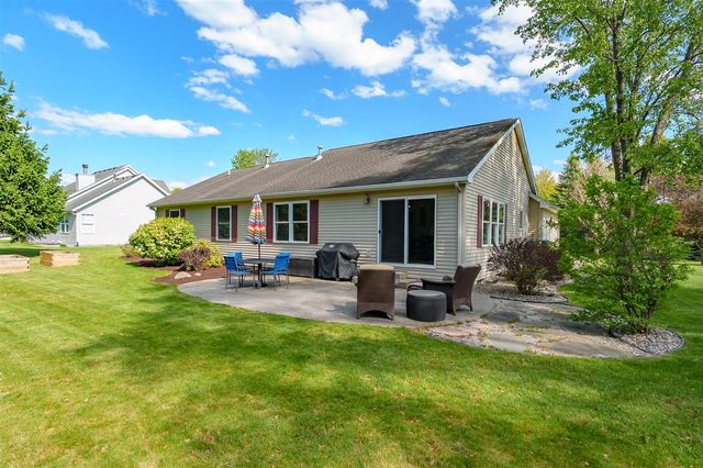 9468 Orangeview Drive, Portage, MI 49024