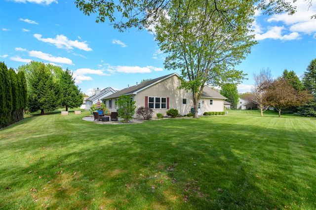 9468 Orangeview Drive, Portage, MI 49024