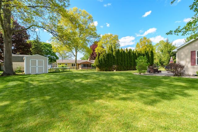 9468 Orangeview Drive, Portage, MI 49024