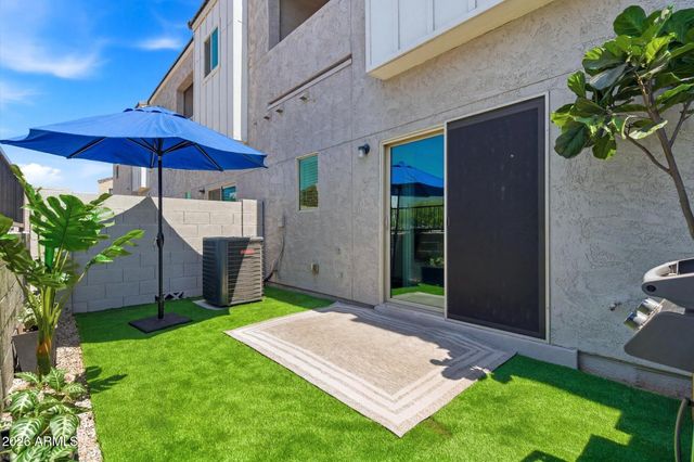2279 W LAURIE Lane, Phoenix, AZ 85021