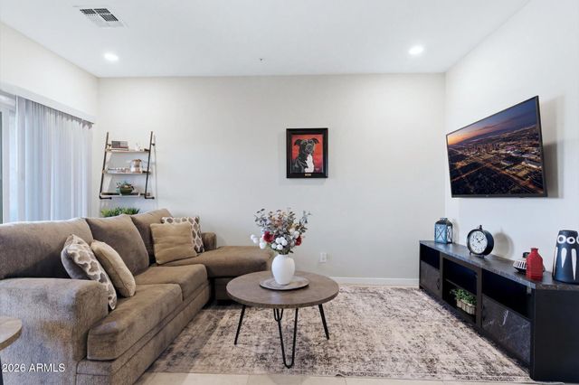 2279 W LAURIE Lane, Phoenix, AZ 85021