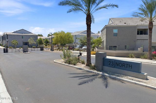 2279 W LAURIE Lane, Phoenix, AZ 85021
