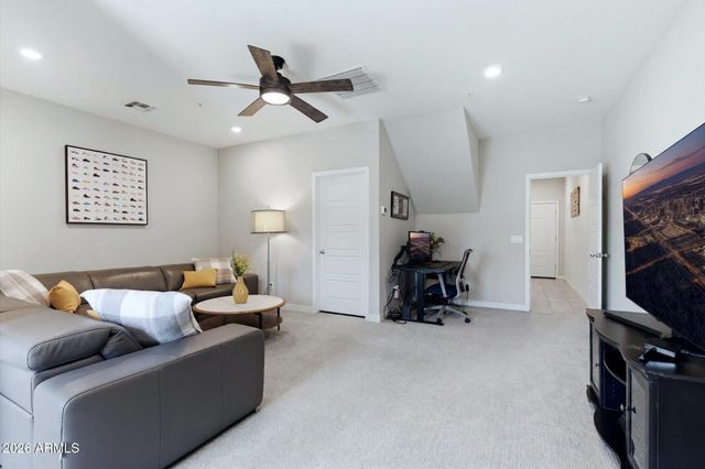 2279 W LAURIE Lane, Phoenix, AZ 85021