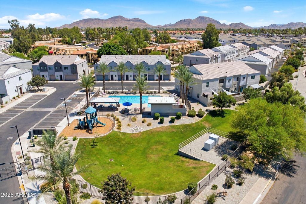 2279 W LAURIE Lane, Phoenix, AZ 85021