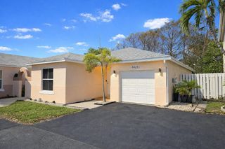 4425 SW 72nd Terrace, Davie, FL 33314