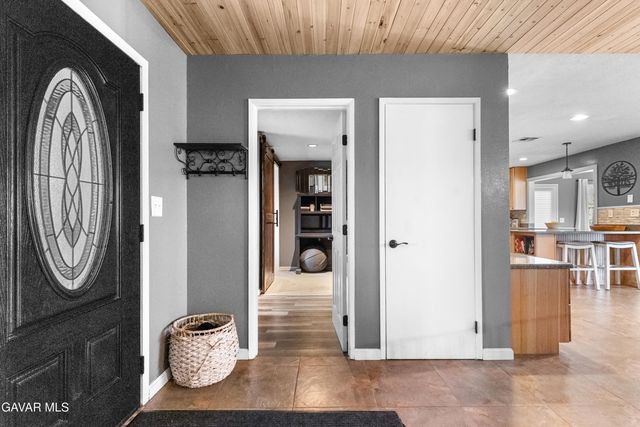 28050 Black Gold Way, Tehachapi, CA 93561