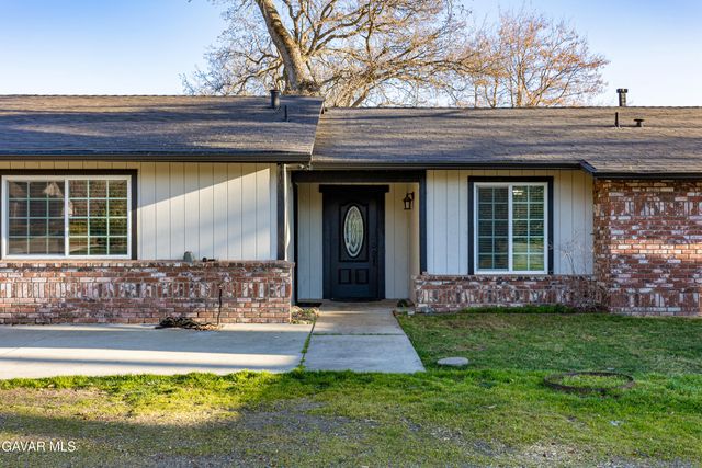 28050 Black Gold Way, Tehachapi, CA 93561