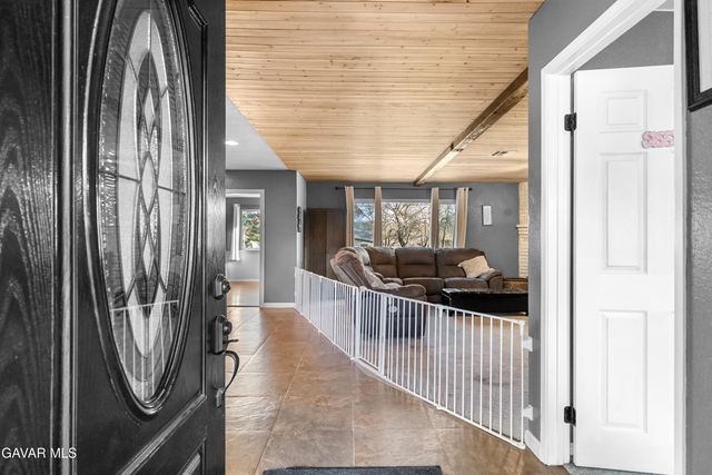 28050 Black Gold Way, Tehachapi, CA 93561