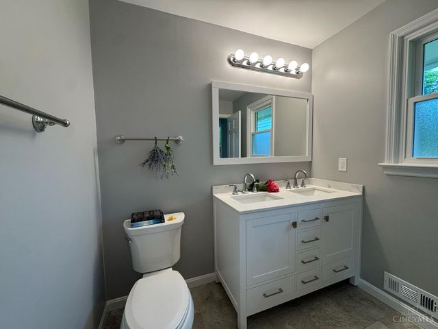 5569 Goldcrest Drive, Green Twp, OH 45238