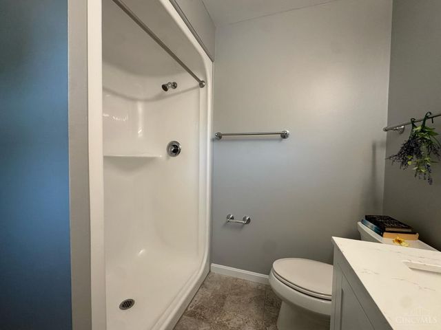 5569 Goldcrest Drive, Green Twp, OH 45238