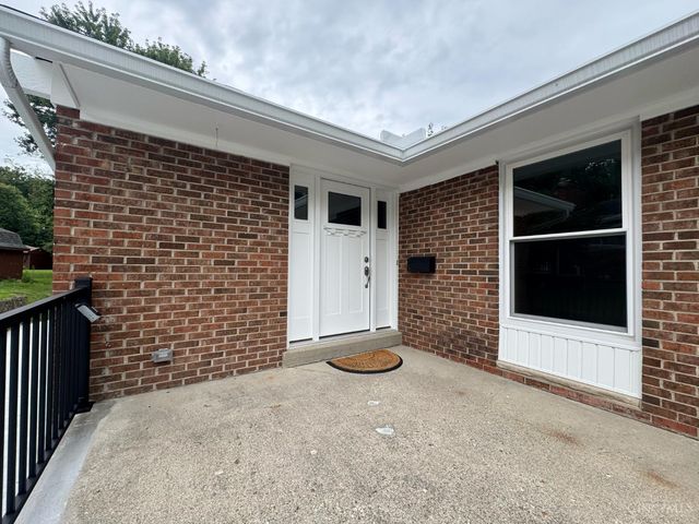 5569 Goldcrest Drive, Green Twp, OH 45238