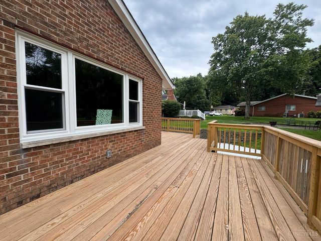 5569 Goldcrest Drive, Green Twp, OH 45238