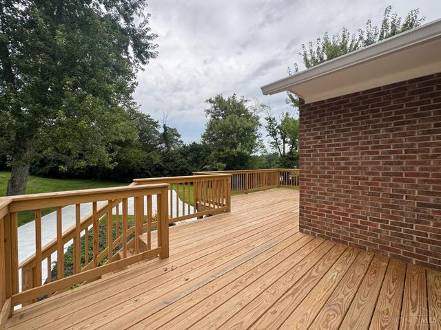 5569 Goldcrest Drive, Green Twp, OH 45238