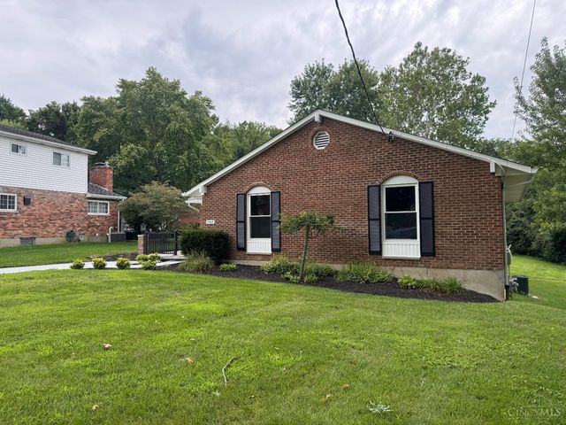 5569 Goldcrest Drive, Green Twp, OH 45238